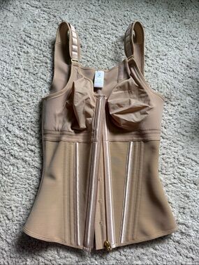M SHAPSHE Tan Corset NWT